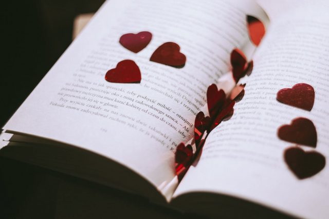 بهترین کتاب های عاشقانه ایران و جهان 